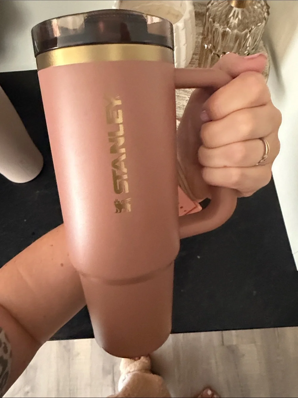 Stanley quencher protour flip straw tumbler - mocha latte 30oz